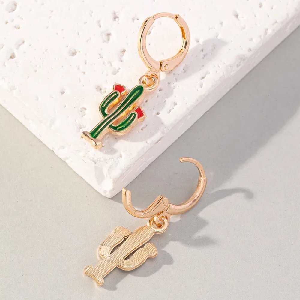 Gold & Green Desert Cactus Western Southwestern Dangle Huggie Earrings NEW - Picture 4 of 7